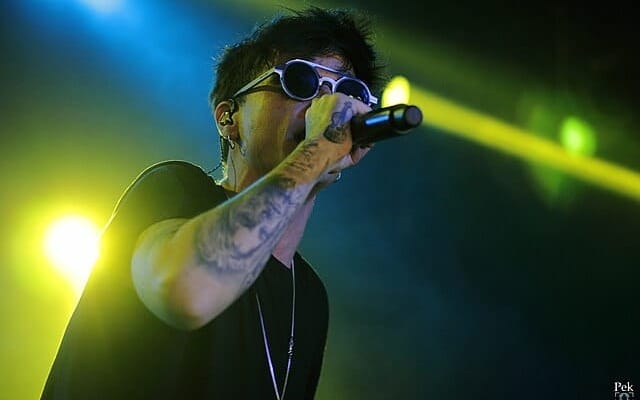 Ultimo: la vision, le difficoltà e la strada verso un successo fuori schema