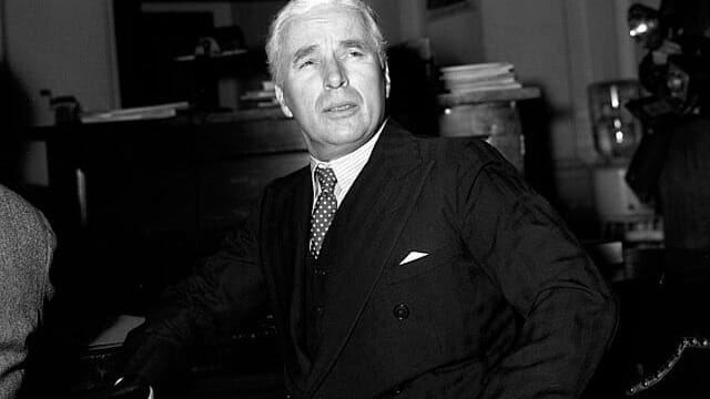 Charlie Chaplin, fragilità e genio dietro l’uomo che fece ridere il mondo