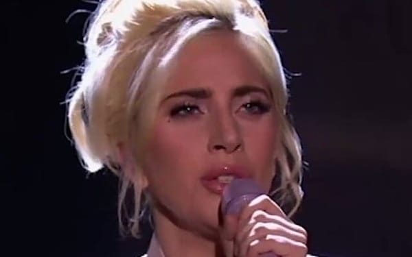 Lady Gaga, metamorfosi, coraggio e controllo artistico