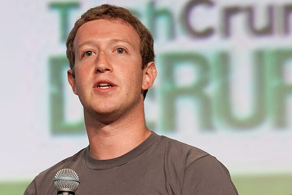 Mark Zuckerberg, trasformazione continua e potere della connessione